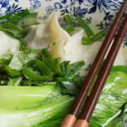 Dumplings And Bok Choy In Clear Broth 汤饺 (8 Pcs)