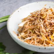 Shredded Chicken And Shallot Salad 麻辣鸡丝